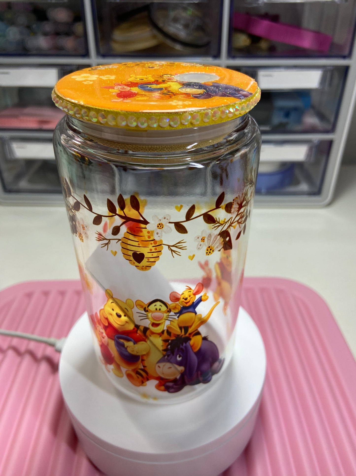 The Pooh Glass Can 16 oz